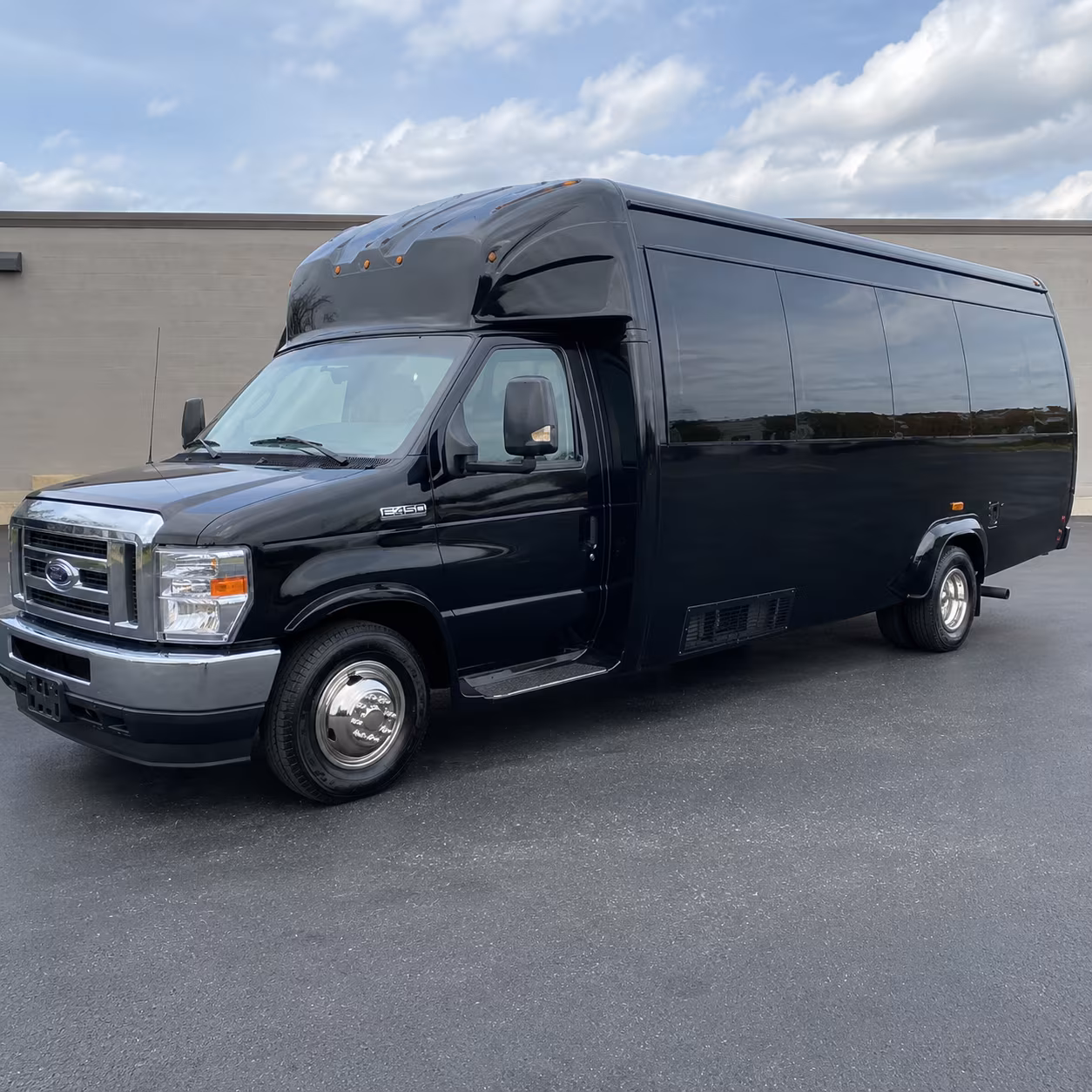 bus rentals for outdoor and mountain wedding venues near west jordan