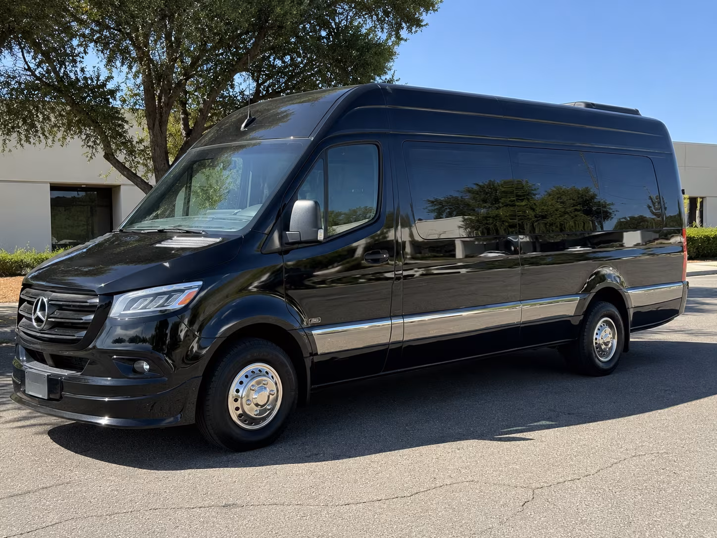 find the perfect transportation for your next corporate event 4